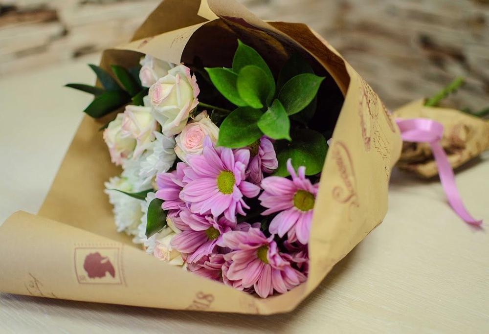 Букет цветов из: Розы и Хризантемы в Усть-Куломе