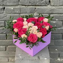 Цветочная композиция из Розы в коробке в Усть-Куломе