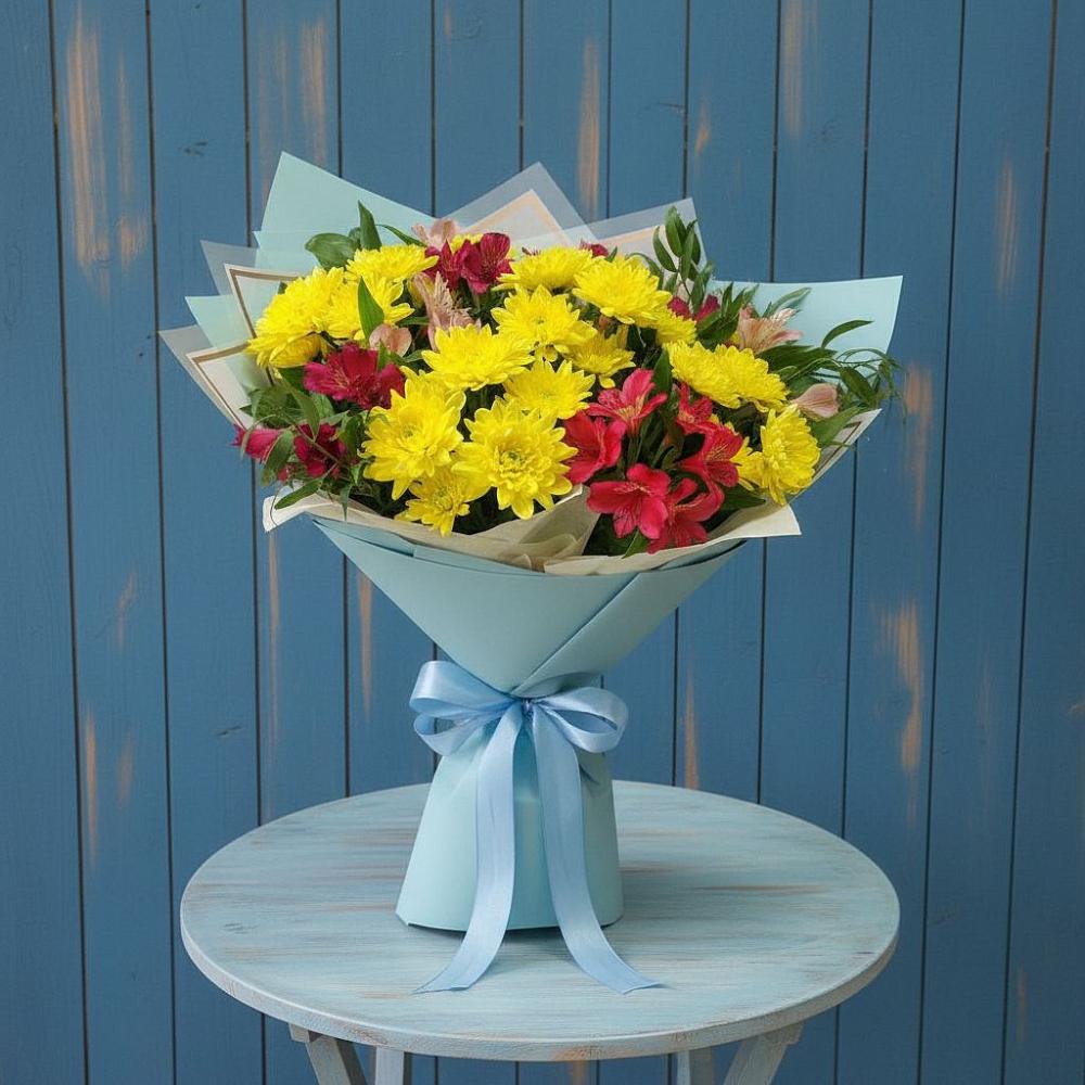 Букет цветов из: Альстромерии и Хризантемы в Усть-Куломе
