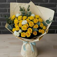Букет цветов из:  Розы в Усть-Куломе