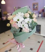 Букет милый в Усть-Куломе Букет цветов из: Хризантемы и Розы в Усть-Куломе
