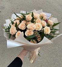 Букет Кремовые розы Латте в Усть-Куломе