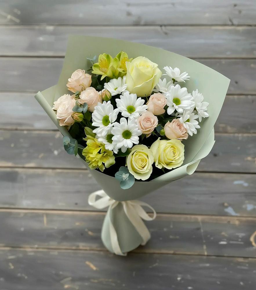 Букет цветов из: Альстромерии, Розы и Хризантемы в Усть-Куломе