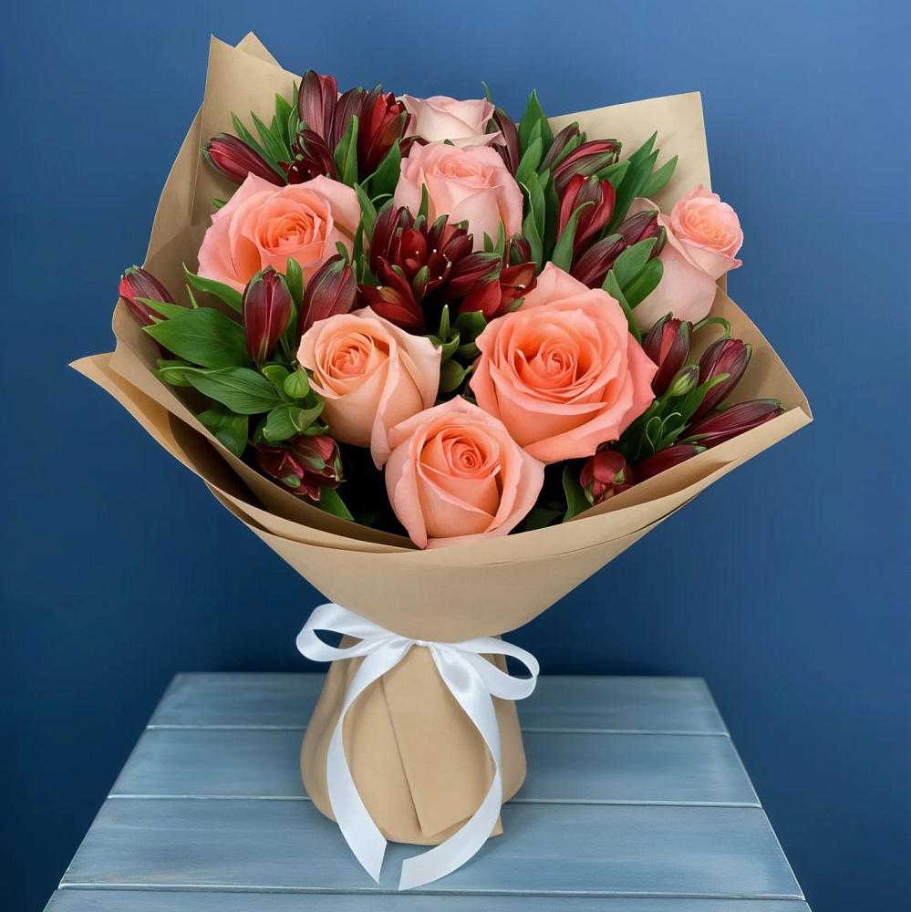 Букет цветов из: Розы и Альстромерии в Усть-Куломе