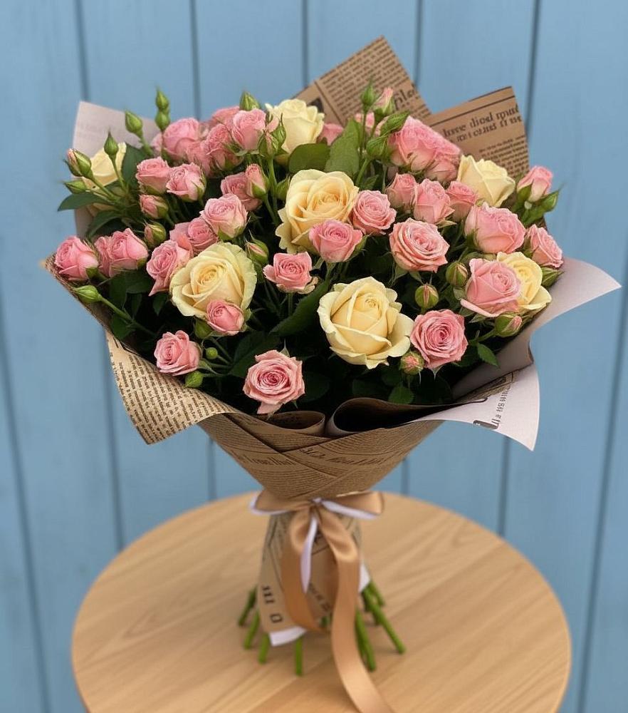 Букет цветов из: Розы в Усть-Куломе