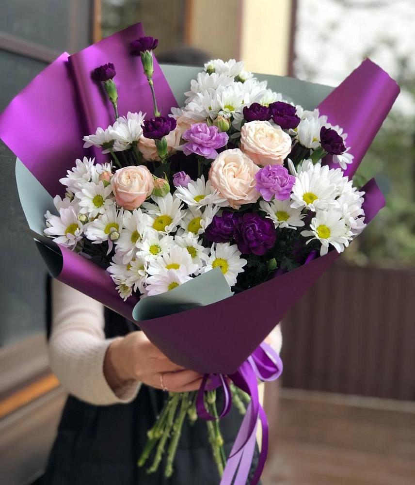 Букет цветов из: Хризантемы, Гвоздики и Розы в Усть-Куломе