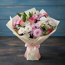 Букет цветов из:  Хризантемы, Альстромерии и Розы в Усть-Куломе