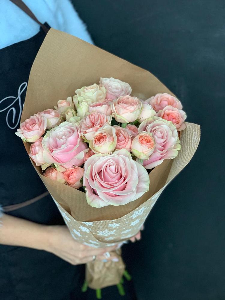 Букет цветов из: Хризантемы и Розы в Усть-Куломе