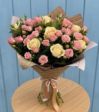 Букет цветов из:  Розы в Усть-Куломе