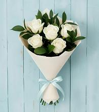 Букет цветов из:  Розы в Усть-Куломе