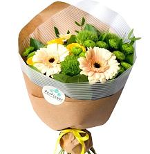 Букет герберы и розы в Усть-Куломе Букет цветов из: Герберы, Розы и Хризантемы в Усть-Куломе