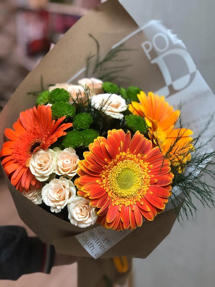 Букет цветов из: Герберы, Хризантемы и Розы в Усть-Куломе