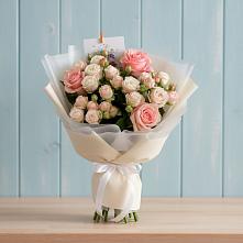 Букет цветов из:  Розы в Усть-Куломе