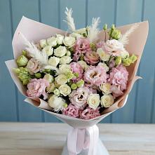 Букет цветов из:  Альстромерии и Розы в Усть-Куломе