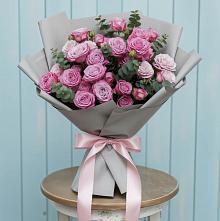 Букет цветов из:  Розы в Усть-Куломе
